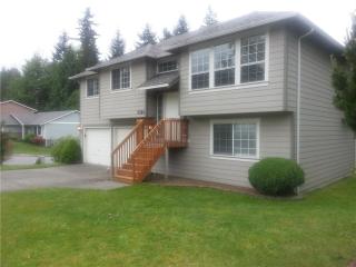 5924 4th Dr, Everett, WA 98203-3496