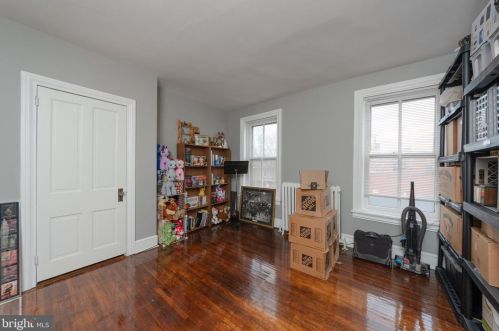 113 Walnut St, Lancaster PA  17602-2451 exterior