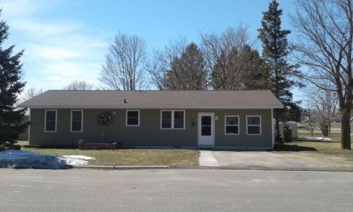 211 1st Ave, Bertha, MN 56437-1112