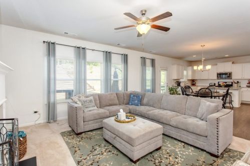210 Ashburn Ct, Holly Springs, GA 30115-1890