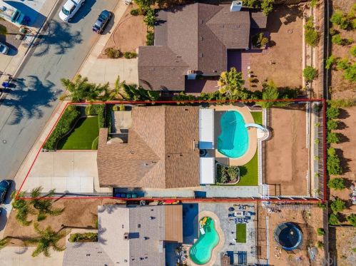 865 Terra Ln, El Cajon, CA 92019-1061