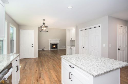 607 Federal Ter, Atlanta GA  30315-4413 exterior