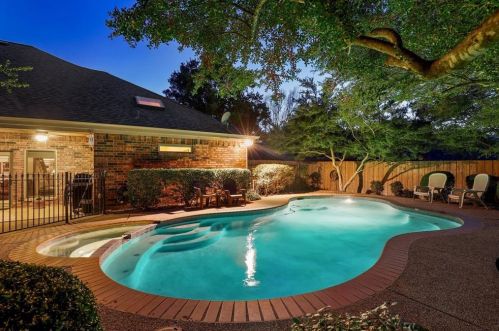 704 Green Meadow St, Colleyville, TX 76034-3917