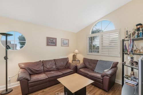 1874 Natalie Ln, Riverside CA  92506-4656 exterior