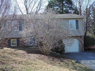 2101 Millcreek Rd, Lancaster, PA 17602-4748