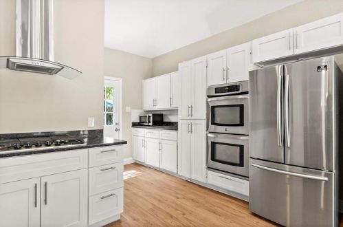 6609 Cruz St, Austin TX  78741-3519 exterior