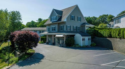 17 Spring Pond Cir, York, ME