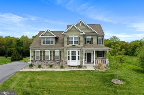 13235 John Martin Dr, Williamsport, MD 21795-1623
