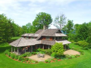 1019 Palmer Hl Rd, Fayston VT  05673-7188 exterior