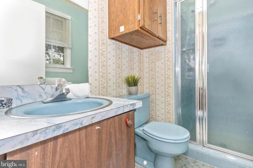 1410 Morningside Dr, Silver Spring MD 20904-1530 exterior