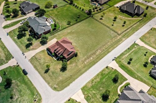 4233 San Pedro Ct, Fort Worth TX  76179-6802 exterior