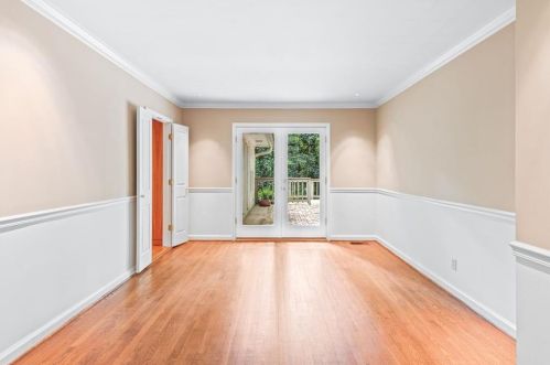 152 Burdette Rd, Atlanta GA  30327-4804 exterior