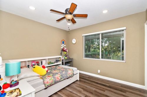 5064 Myrtle Ave, Riverside CA  92506-1423 exterior