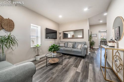 1232 Cedar St, Pueblo CO  81004-2922 exterior
