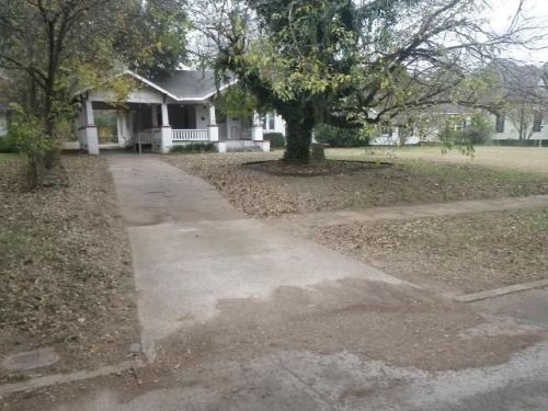 406 Corsicana St, Vaughan, TX 76645-2230