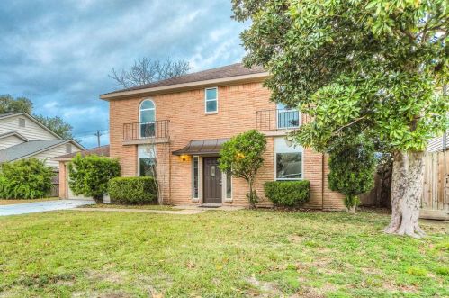 11514 Scottsdale Dr, Stafford, TX 77477-1815