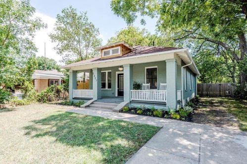 2227 Fairmount Ave, Fort Worth TX  76110-1823 exterior