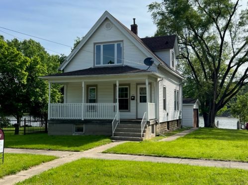 397 Water St, Kankakee, IL 60901-5035
