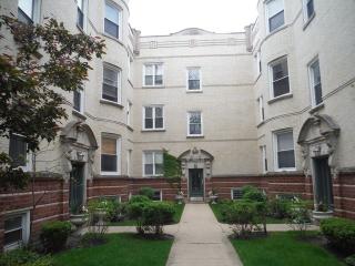 1438 Carmen Ave, Chicago IL  60640-2813 exterior