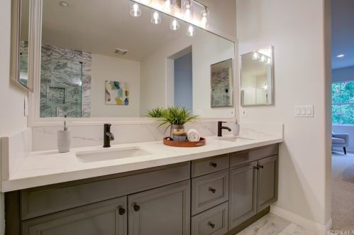 324 Quail Rdg, Irvine CA  92603-4240 exterior