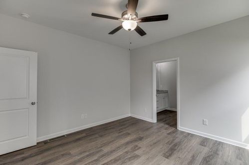 601 Lakeview Bnd Cir, Jefferson GA  30549-7061 exterior