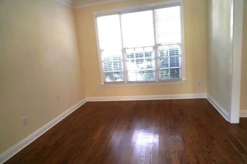 210 Fieldsborn Ct, Atlanta GA  30328-1000 exterior