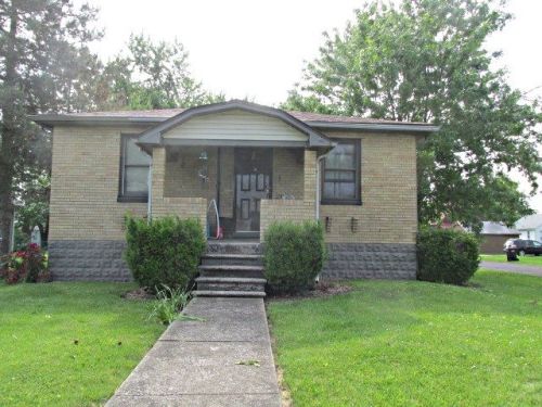 23 Montgomery St, Moro, IL 62067-1355
