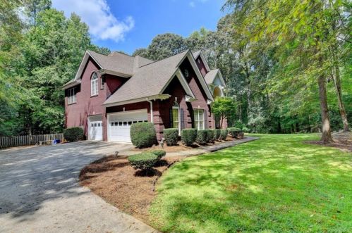 1151 Hidden Lakes Trl, Jefferson, GA 30549-1815