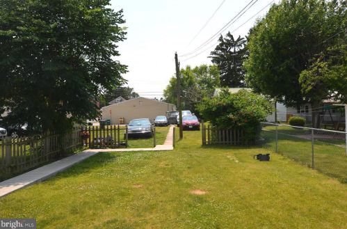 447 Baltimore St, Hanover PA 17331-3205 exterior