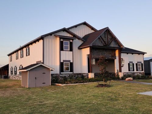 526 Angus Trl, Angleton TX 77515-9833 exterior