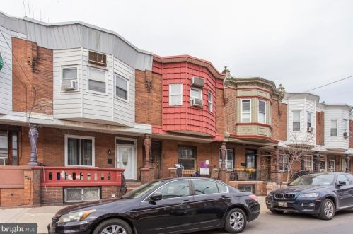 2024 19th St, Philadelphia, PA 19145-2813