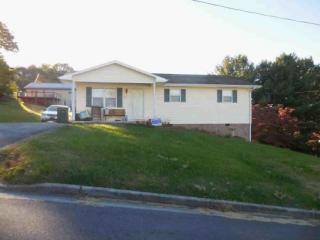 621 Blevins Ave, Elizabethton, TN 37643-3510
