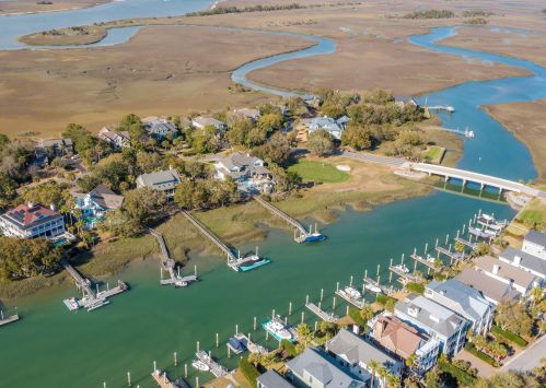 55 Waterway Island Dr, Isle Of Palms SC  29451-2728 exterior