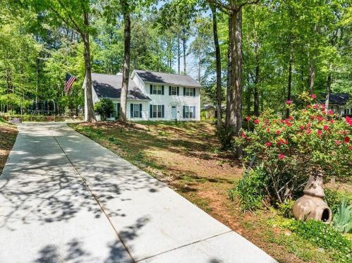 210 Slope Way, Holly Springs, GA 30115-4141
