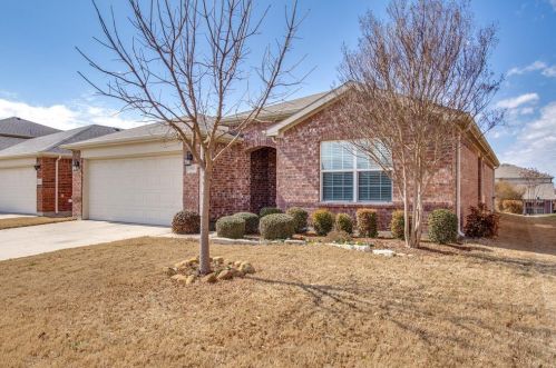 15921 Avenel Way, Fort Worth, TX 76177-2129