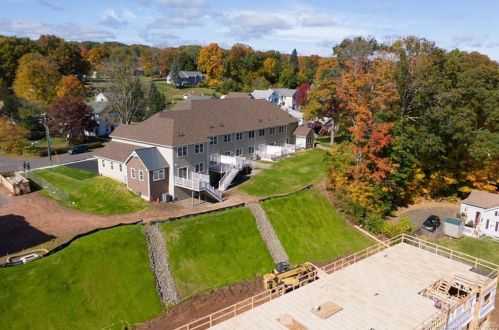 73 Beecher St, Southington CT  06489-4735 exterior