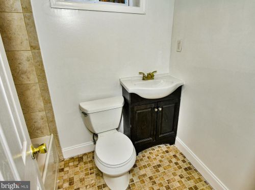 10813 Jewett St, Silver Spring MD 20902-3667 exterior