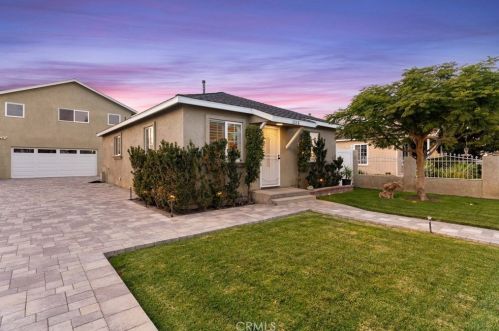 2238 Kilson Dr, Santa Ana, CA 92707-2919