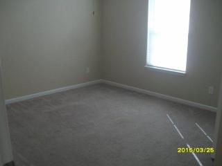 1004 Grays Dr, Chattanooga, TN 37421-4318