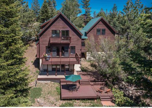 12275 Stockholm Way, Truckee CA  96161-6945 exterior