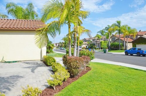 3252 Toopal Dr, Oceanside, CA 92058-7492