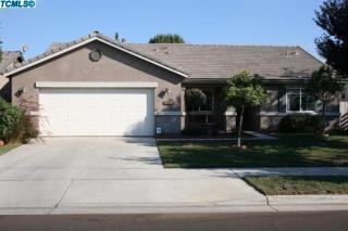 4638 Nellis Ave, Visalia, CA 93277-0637