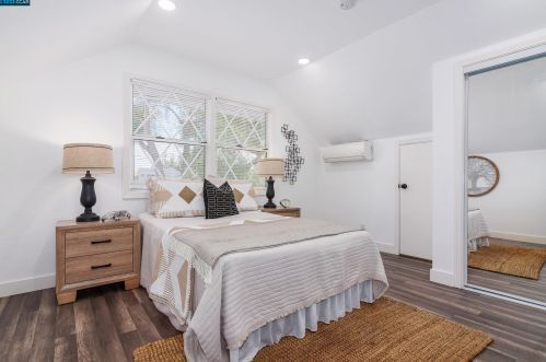 1344 Sherwood Dr, Concord CA  94521-3350 exterior