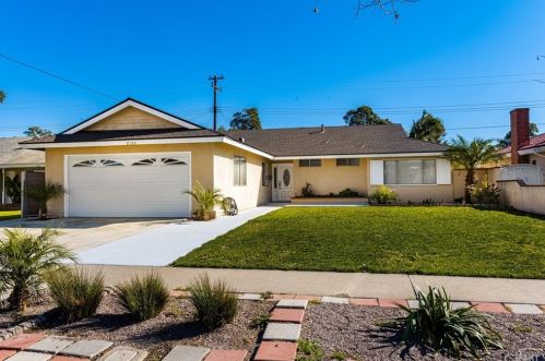 2125 Doreen Way, Santa Ana, CA 92704-4717