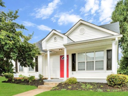 600 Fairgreen Trl, Stockbridge GA  30281-7786 exterior