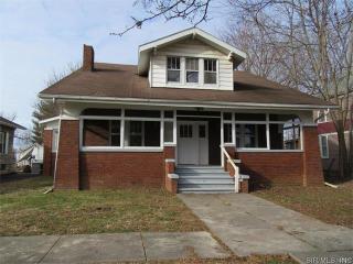 223 1st St, Pittsburg, IL 62471-2300