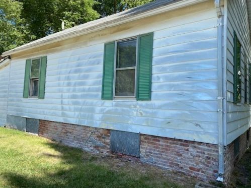 801 Mill St, Swygert IL  61764-1328 exterior