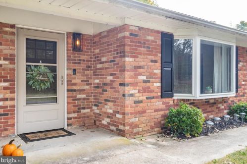317 Leafmoor Ct, Riviera Beach, MD 21122-4334