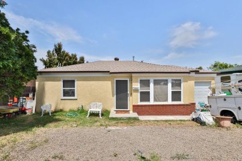 1954 Fairhaven St, Lemon Grove, CA 91945-3711