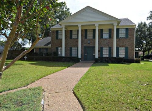 2600 Willowick Dr, Port Arthur TX  77640-2660 exterior